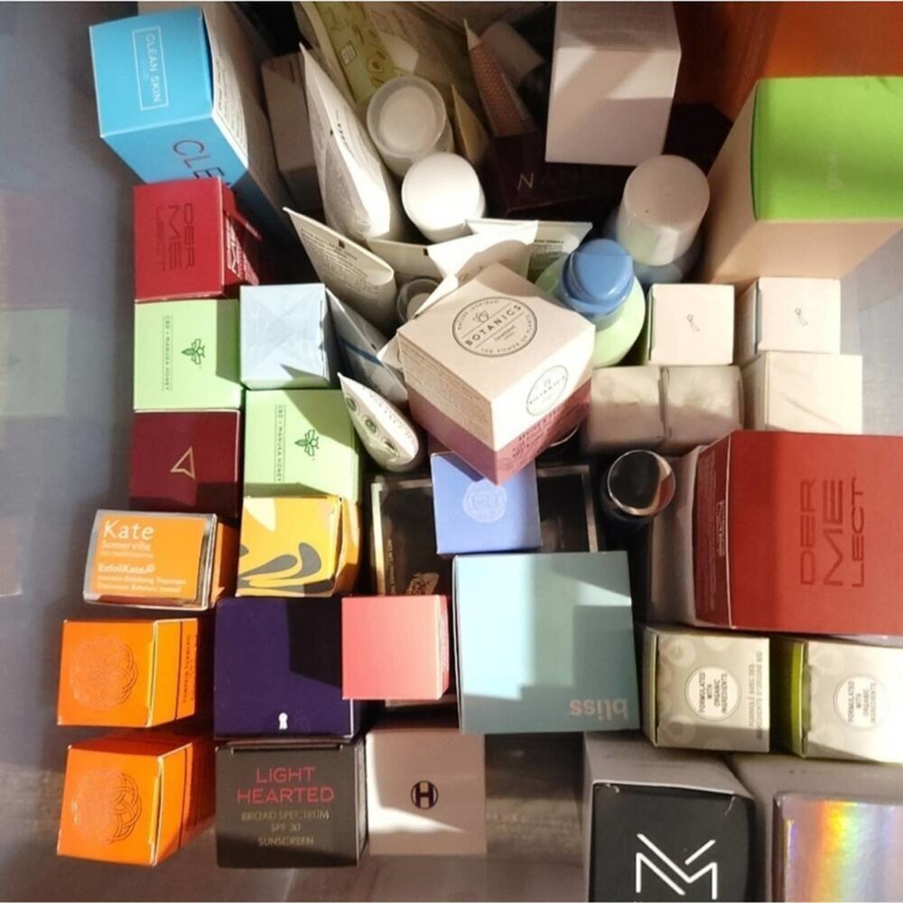 HIGH END SEPHORA ULTA BEAUTY MYSTERY BOX, Makeup Skincare - Picture 9 of 12